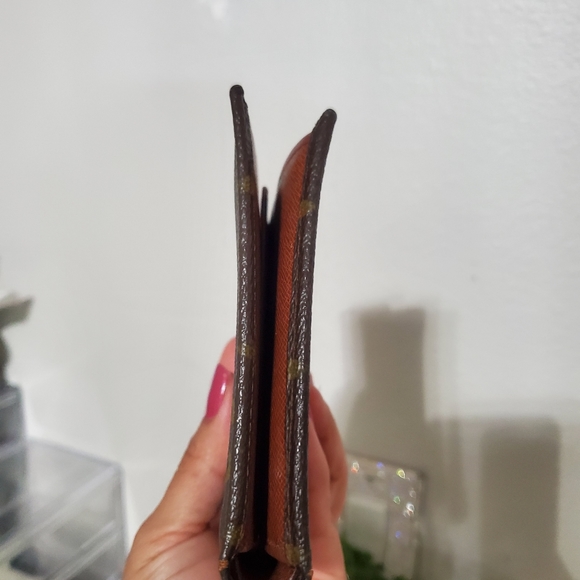 LOUIS VUITTON MONOGRAM MEN WALLET - Picture 9 of 14